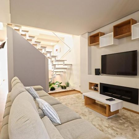 Ribeira Riverhouse - City Centre Duplex With Terrace Viana do Castelo Esterno foto
