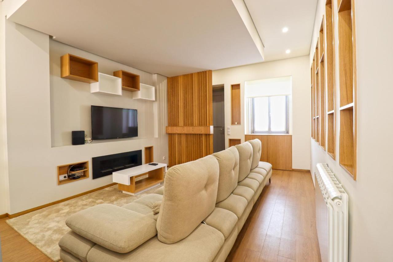 Ribeira Riverhouse - City Centre Duplex With Terrace Viana do Castelo Esterno foto